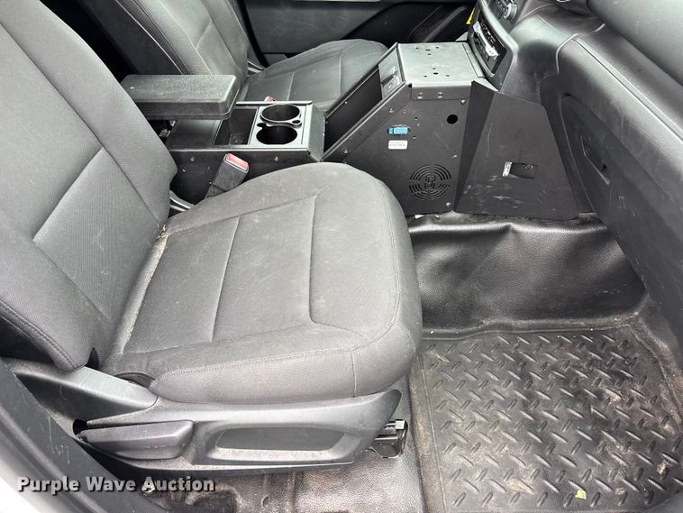 image for item NM9903 2020 Ford Explorer Police Interceptor SUV