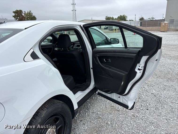 image for item NM9904 2018 Ford Taurus Police Interceptor 