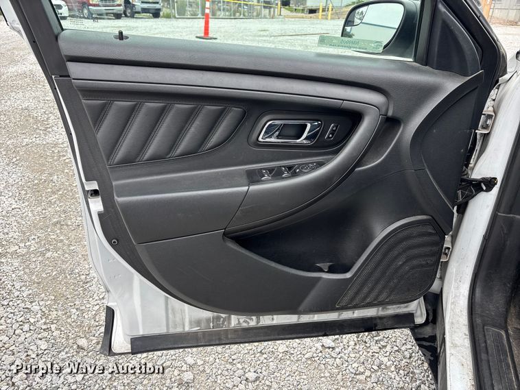 image for item NM9905 2018 Ford Taurus Police Interceptor 