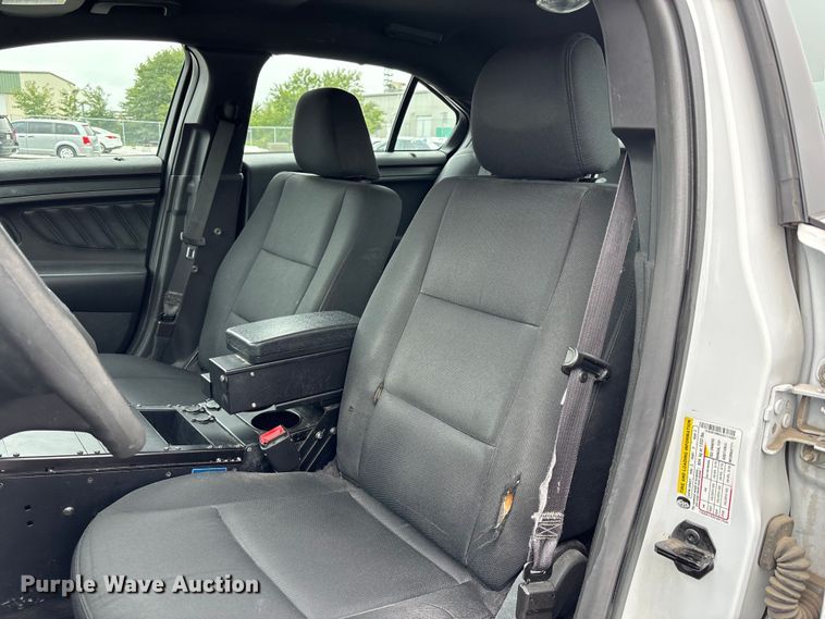 image for item NM9905 2018 Ford Taurus Police Interceptor 