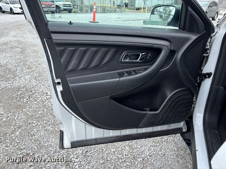 image for item NM9906 2018 Ford Taurus Police Interceptor 