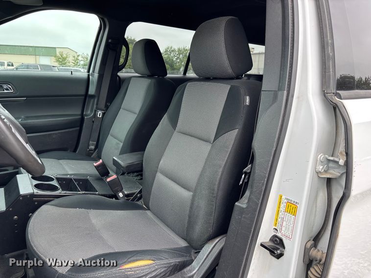 image for item NM9907 2013 Ford Explorer Police Interceptor 