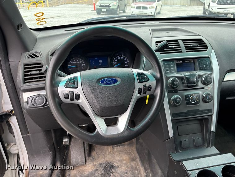 image for item NM9907 2013 Ford Explorer Police Interceptor 