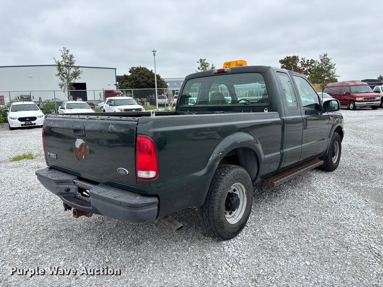 image for item NM9908 2003 Ford F250 Super Duty Ext. Cab pickup truck