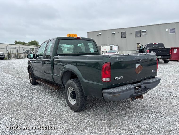 image for item NM9908 2003 Ford F250 Super Duty Ext. Cab pickup truck