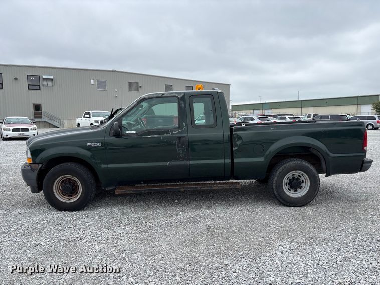 image for item NM9908 2003 Ford F250 Super Duty Ext. Cab pickup truck