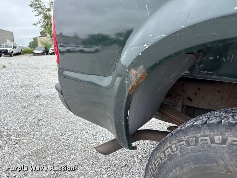 image for item NM9908 2003 Ford F250 Super Duty Ext. Cab pickup truck