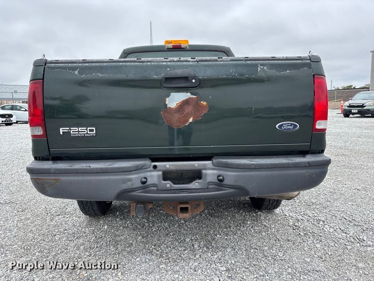 image for item NM9908 2003 Ford F250 Super Duty Ext. Cab pickup truck