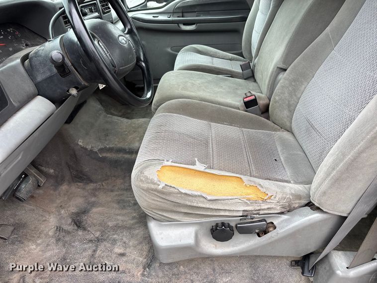 image for item NM9908 2003 Ford F250 Super Duty Ext. Cab pickup truck