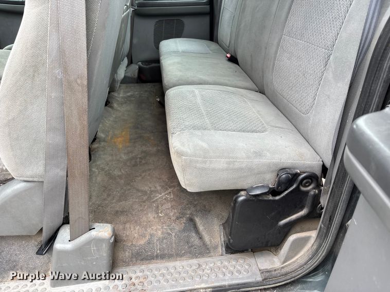 image for item NM9908 2003 Ford F250 Super Duty Ext. Cab pickup truck