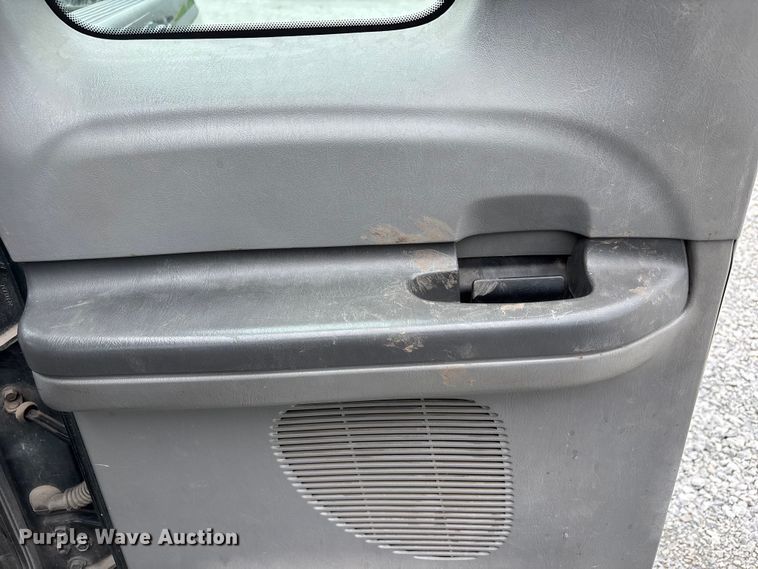 image for item NM9908 2003 Ford F250 Super Duty Ext. Cab pickup truck