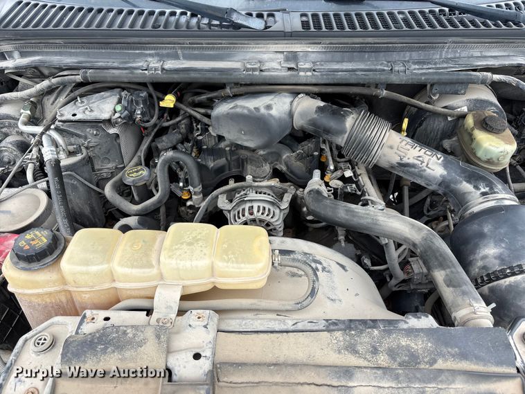 image for item NM9908 2003 Ford F250 Super Duty Ext. Cab pickup truck