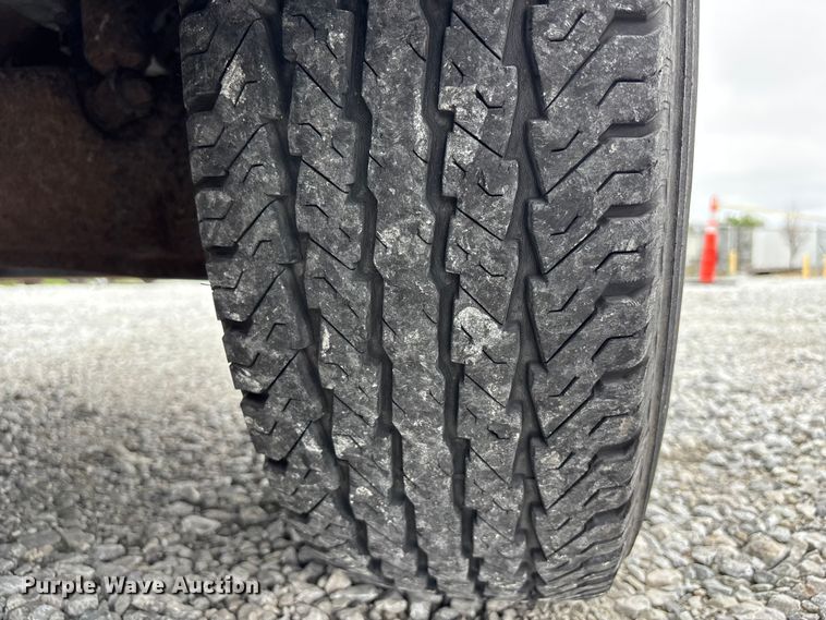 image for item NM9908 2003 Ford F250 Super Duty Ext. Cab pickup truck