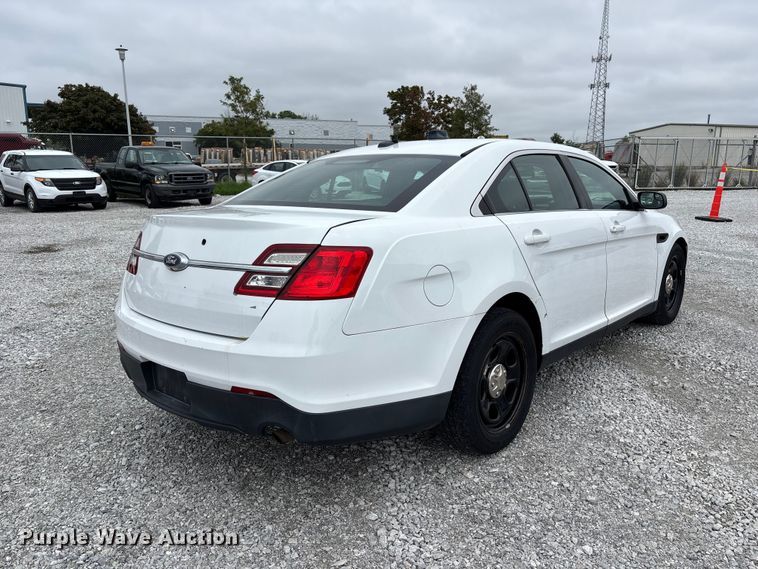 image for item NM9909 2017 Ford Taurus Police Interceptor 