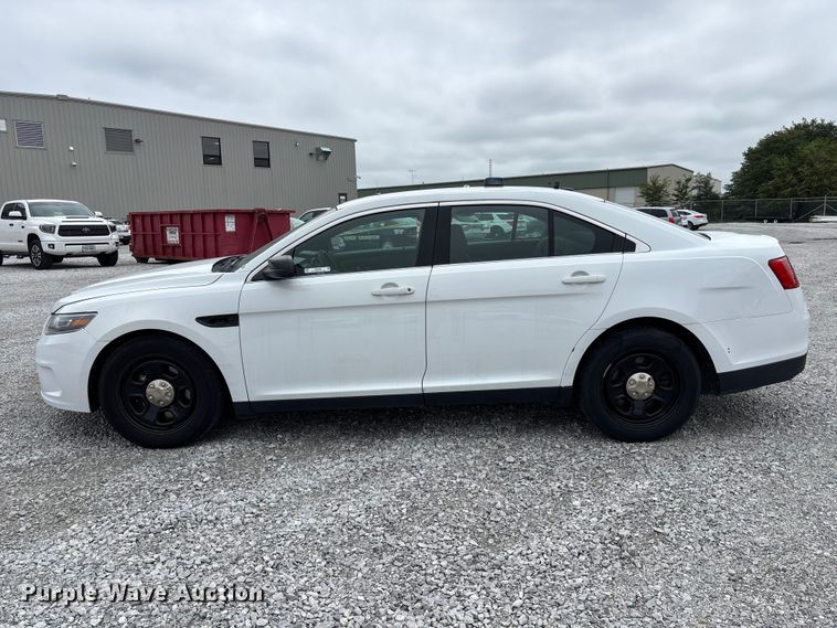 image for item NM9909 2017 Ford Taurus Police Interceptor 