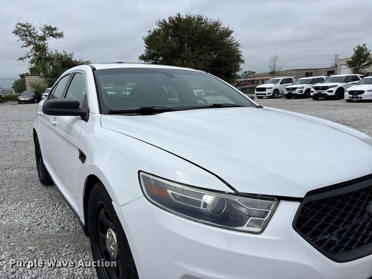 image for item NM9909 2017 Ford Taurus Police Interceptor 