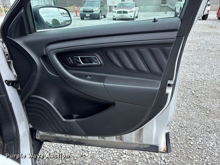 image for item NM9909 2017 Ford Taurus Police Interceptor 