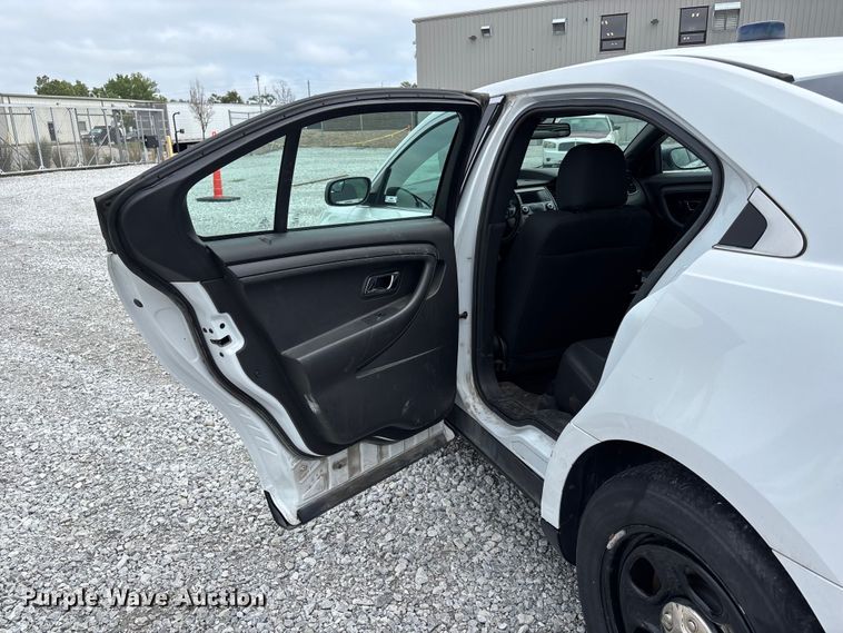 image for item NM9909 2017 Ford Taurus Police Interceptor 