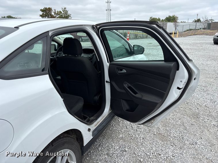 image for item NM9910 2017 Ford Focus 