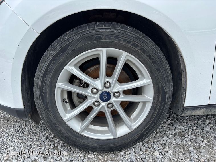 image for item NM9910 2017 Ford Focus 