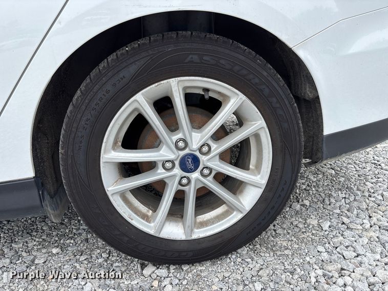 image for item NM9910 2017 Ford Focus 