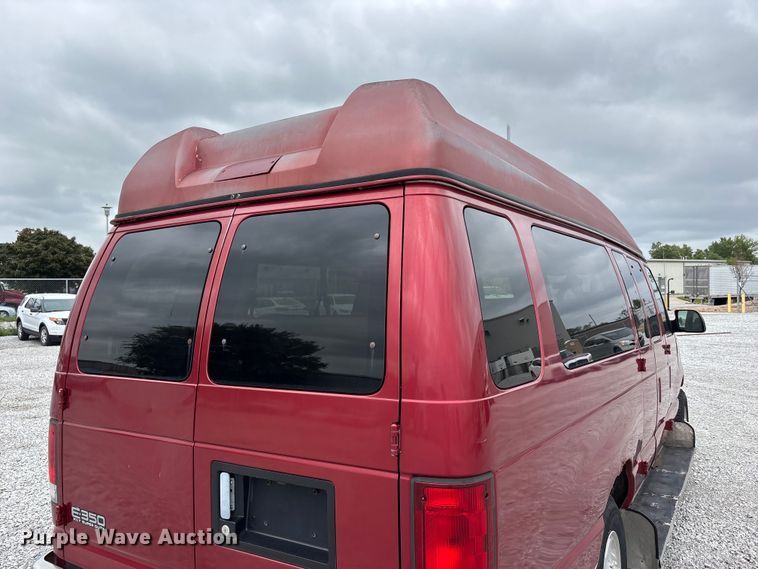 image for item NM9911 1999 Ford E350 van