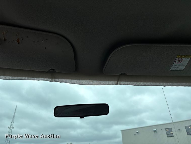 image for item NM9911 1999 Ford E350 van