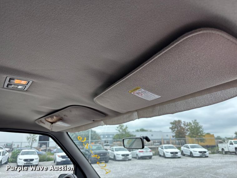 image for item NM9911 1999 Ford E350 van