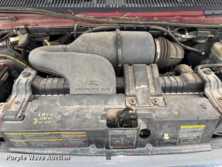 image for item NM9911 1999 Ford E350 van