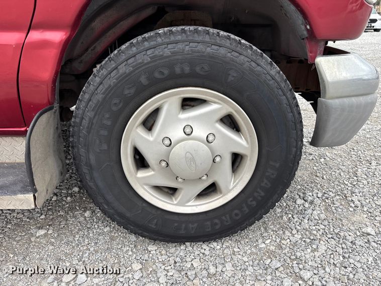 image for item NM9911 1999 Ford E350 van