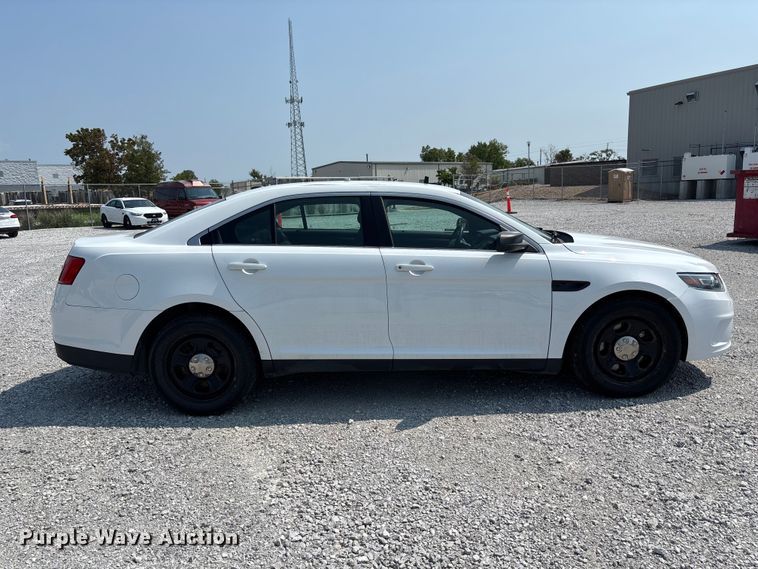image for item NM9912 2019 Ford Taurus Police Interceptor 