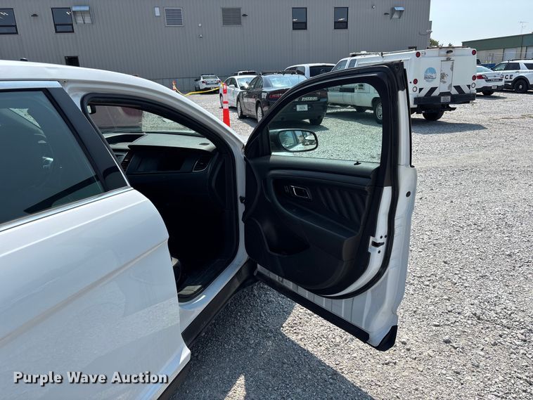 image for item NM9912 2019 Ford Taurus Police Interceptor 