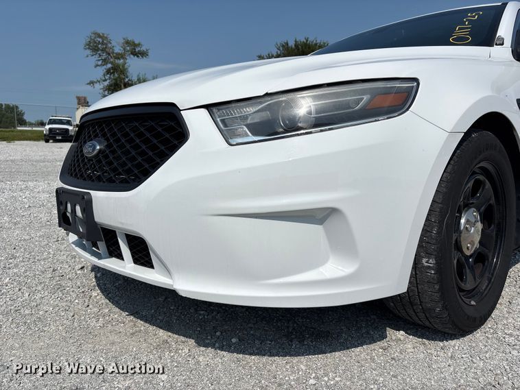 image for item NM9913 2017 Ford Taurus Police Interceptor 