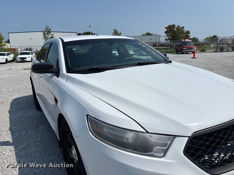image for item NM9913 2017 Ford Taurus Police Interceptor 
