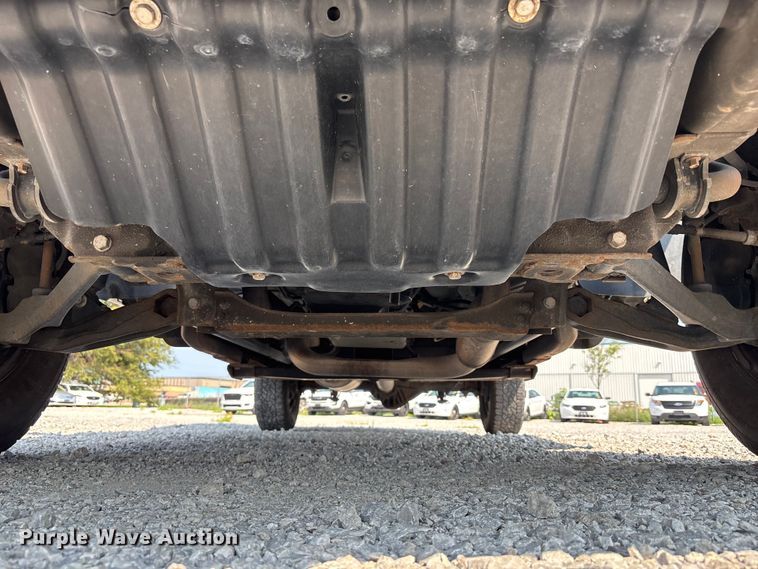 image for item NM9914 2009 Chevrolet Silverado 2500HD utility bed pickup truck