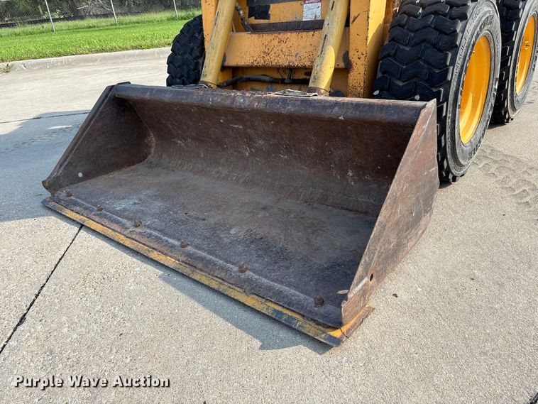 image for item NM9920 1991 Gehl SL5625 skid steer loader