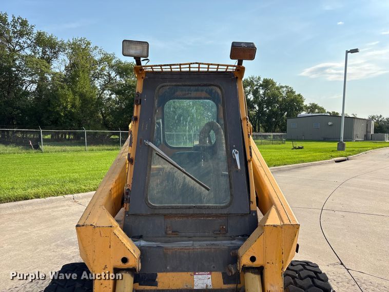 image for item NM9920 1991 Gehl SL5625 skid steer loader