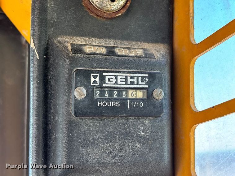 image for item NM9920 1991 Gehl SL5625 skid steer loader