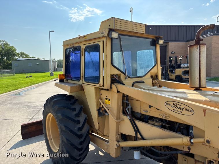 image for item NM9921 1990 Ford 250C tractor
