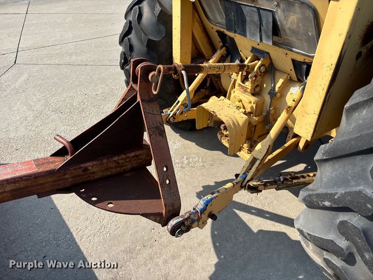 image for item NM9921 1990 Ford 250C tractor