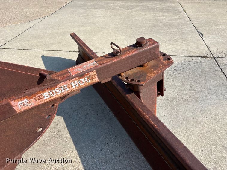 image for item NM9921 1990 Ford 250C tractor