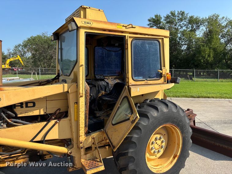 image for item NM9921 1990 Ford 250C tractor