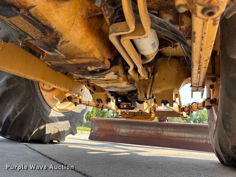 image for item NM9921 1990 Ford 250C tractor