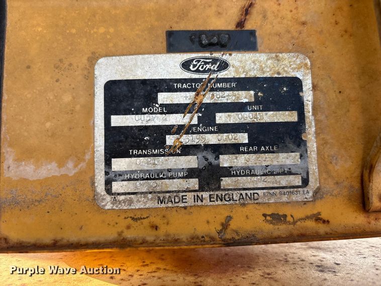 image for item NM9921 1990 Ford 250C tractor