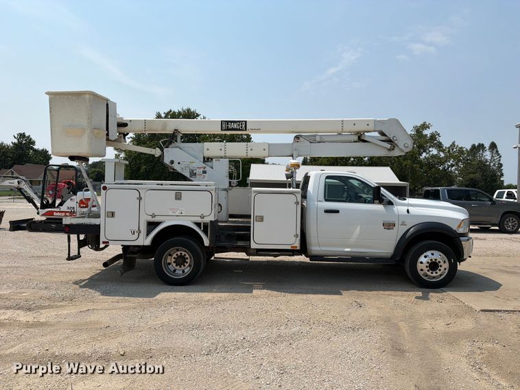 image for item OE9669 2012 Ram 5500 HD bucket truck