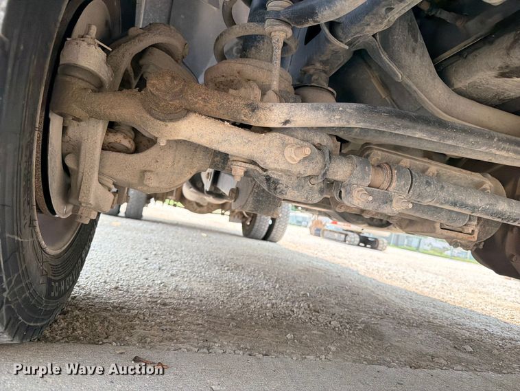 image for item OE9669 2012 Ram 5500 HD bucket truck