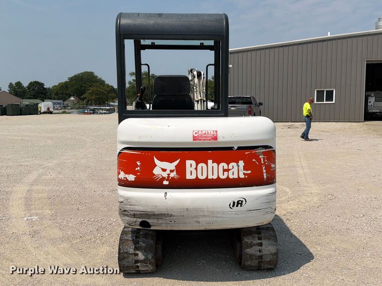 image for item OE9670 2002 Bobcat 328D mini excavator