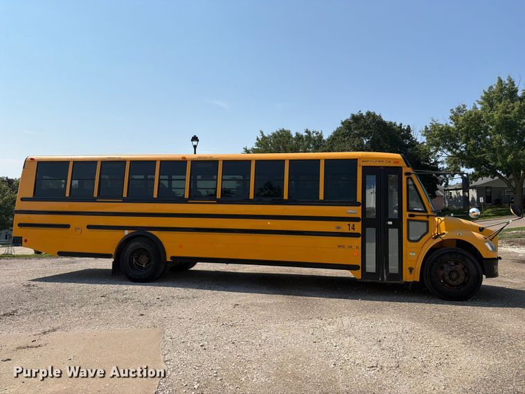 image for item OE9694 2014 Freightliner school bus