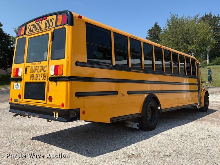 image for item OE9694 2014 Freightliner school bus