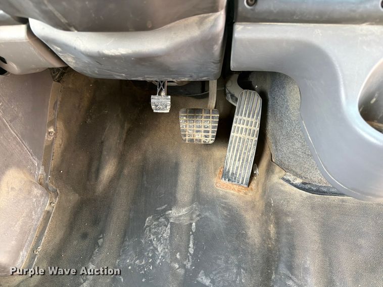 image for item OE9694 2014 Freightliner school bus